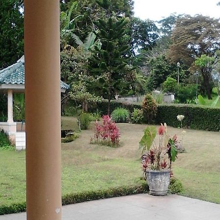 Villa Puncak Resort Cipanas  Buitenkant foto